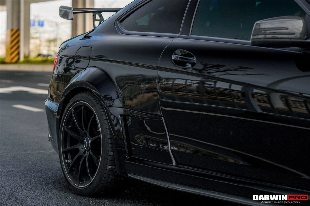 Kit de carrocería completa DarwinPRO 2012-2014 Mercedes Benz W204 C63 AMG Coupé BKSS estilo ancho