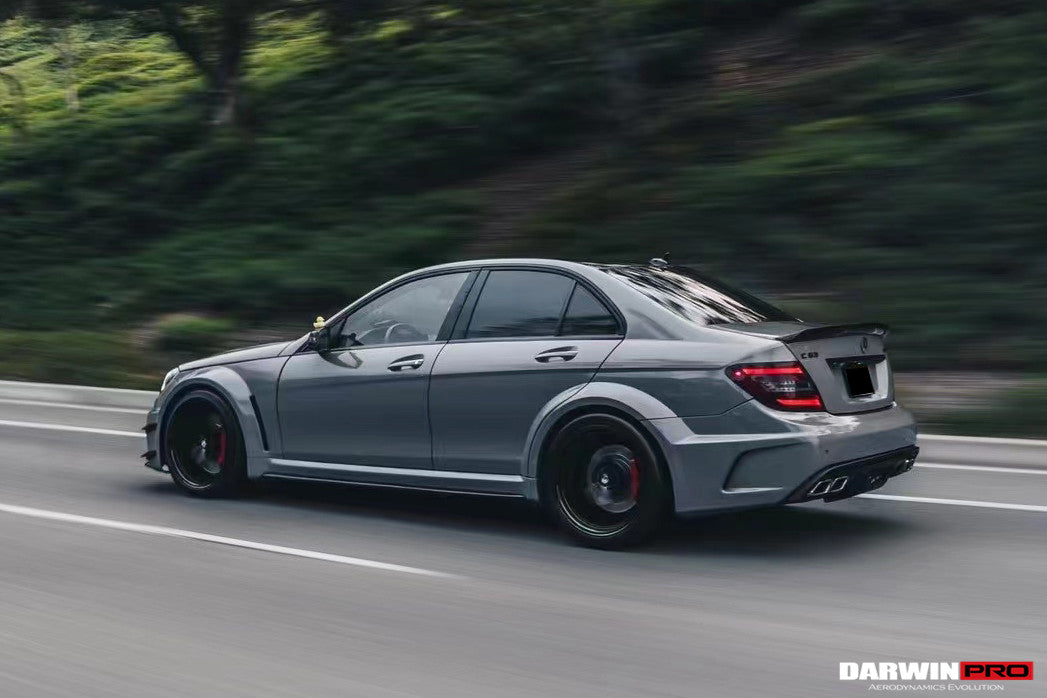 Kit de carrocería completa DarwinPRO 2012-2014 Mercedes Benz W204 C63 AMG Sedán estilo BKSS