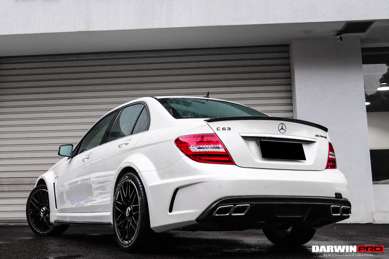 Kit de carrocería completa DarwinPRO 2012-2014 Mercedes Benz W204 C63 AMG Sedán estilo BKSS