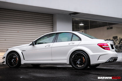 Kit de carrocería completa DarwinPRO 2012-2014 Mercedes Benz W204 C63 AMG Sedán estilo BKSS