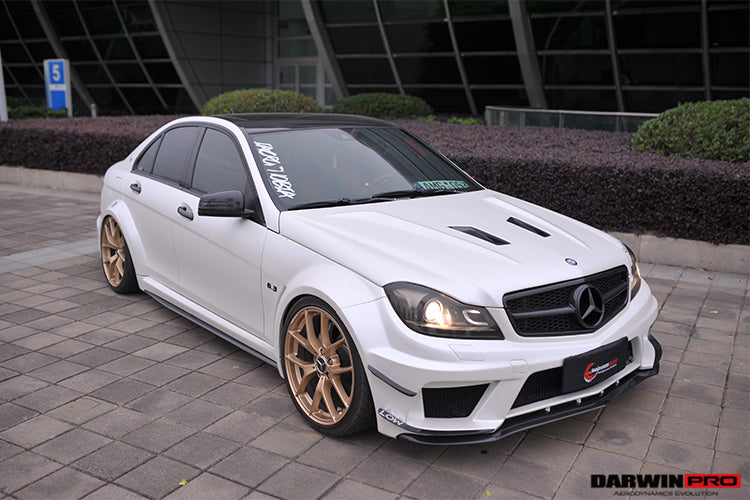 DarwinPRO 2012-2014 Mercedes Benz W204 Clase C Capó estilo BKSS (no compatible con AMG)