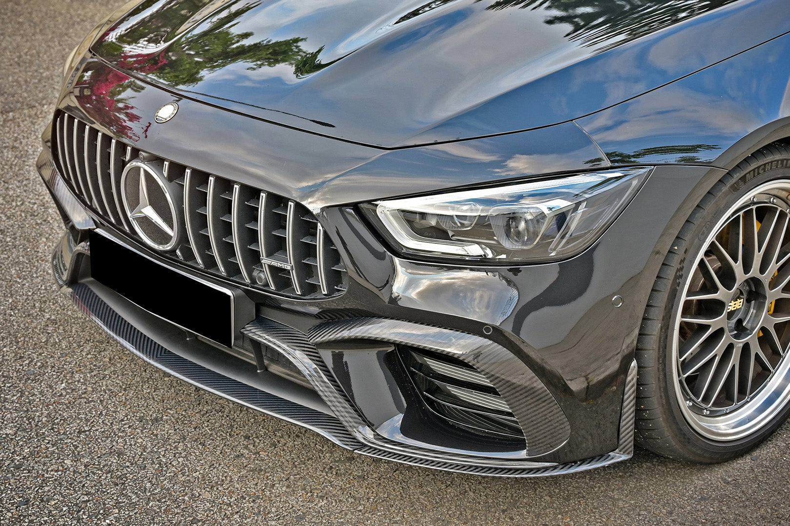 Ventilaciones de parachoques delantero de fibra de carbono DarwinPRO 2019-2024 Mercedes Benz AMG GT63 S Coupé de 4 puertas X290