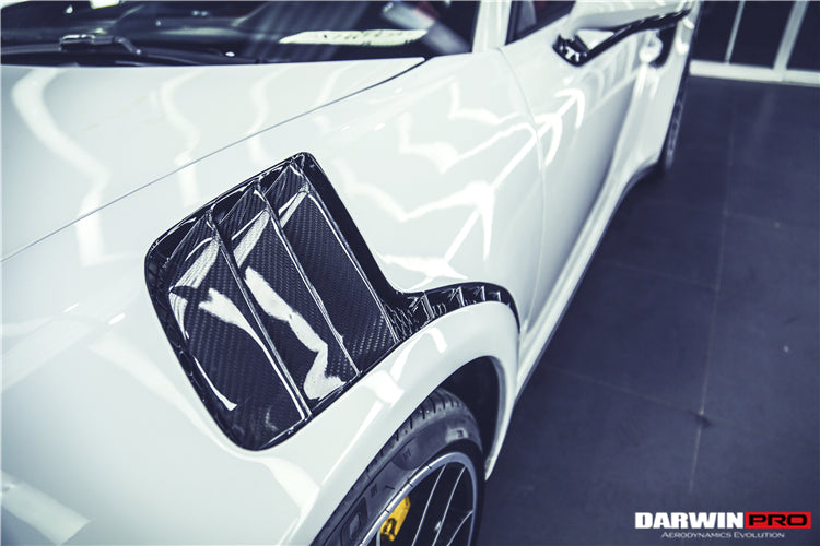 Guardabarros parcial de fibra de carbono estilo DarwinPRO GT3RS | Porsche 911 991.2 Turbo S (2016-2019)