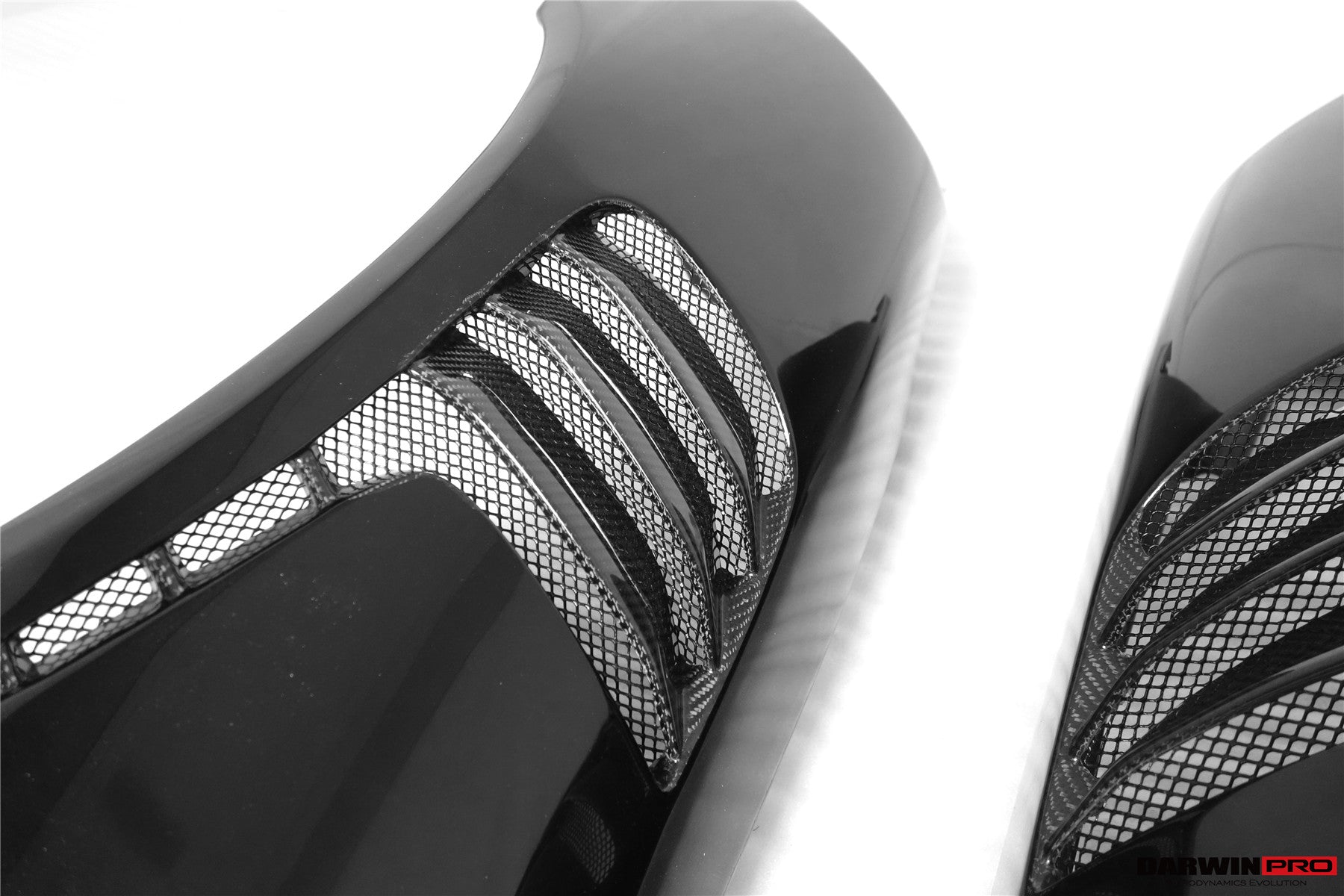 Guardabarros parcial de fibra de carbono estilo DarwinPRO GT3RS | Porsche 911 991.2 Turbo S (2016-2019)