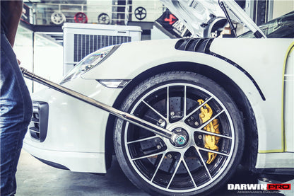 Guardabarros parcial de fibra de carbono estilo DarwinPRO GT3RS | Porsche 911 991.2 Turbo S (2016-2019)