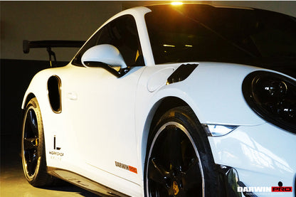 Tomas de aire laterales de fibra de carbono estilo OEM para Porsche 991 Turbo S (2013-2019) de DarwinPRO