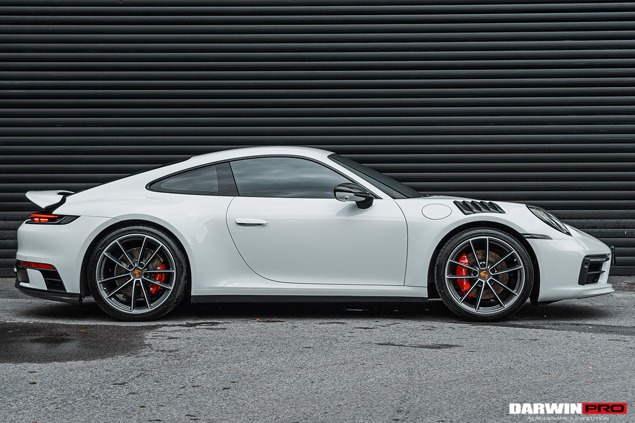 Guardabarros delantero DarwinPRO 2019-2023 Porsche 911 992 Carrera S, 4, 4S, Targa y Cabriolet estilo BKSS