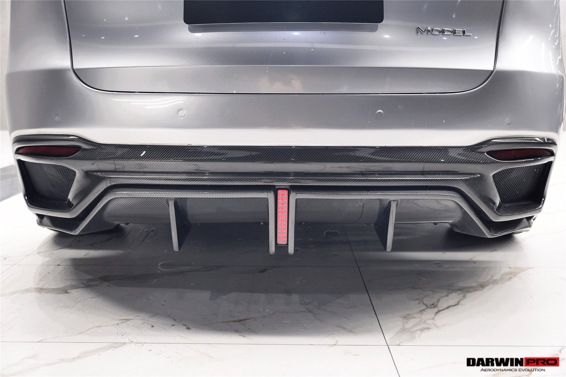 Parachoques trasero de fibra de carbono DarwinPRO 2020-2024 Tesla Model Y IMPII Performance Part