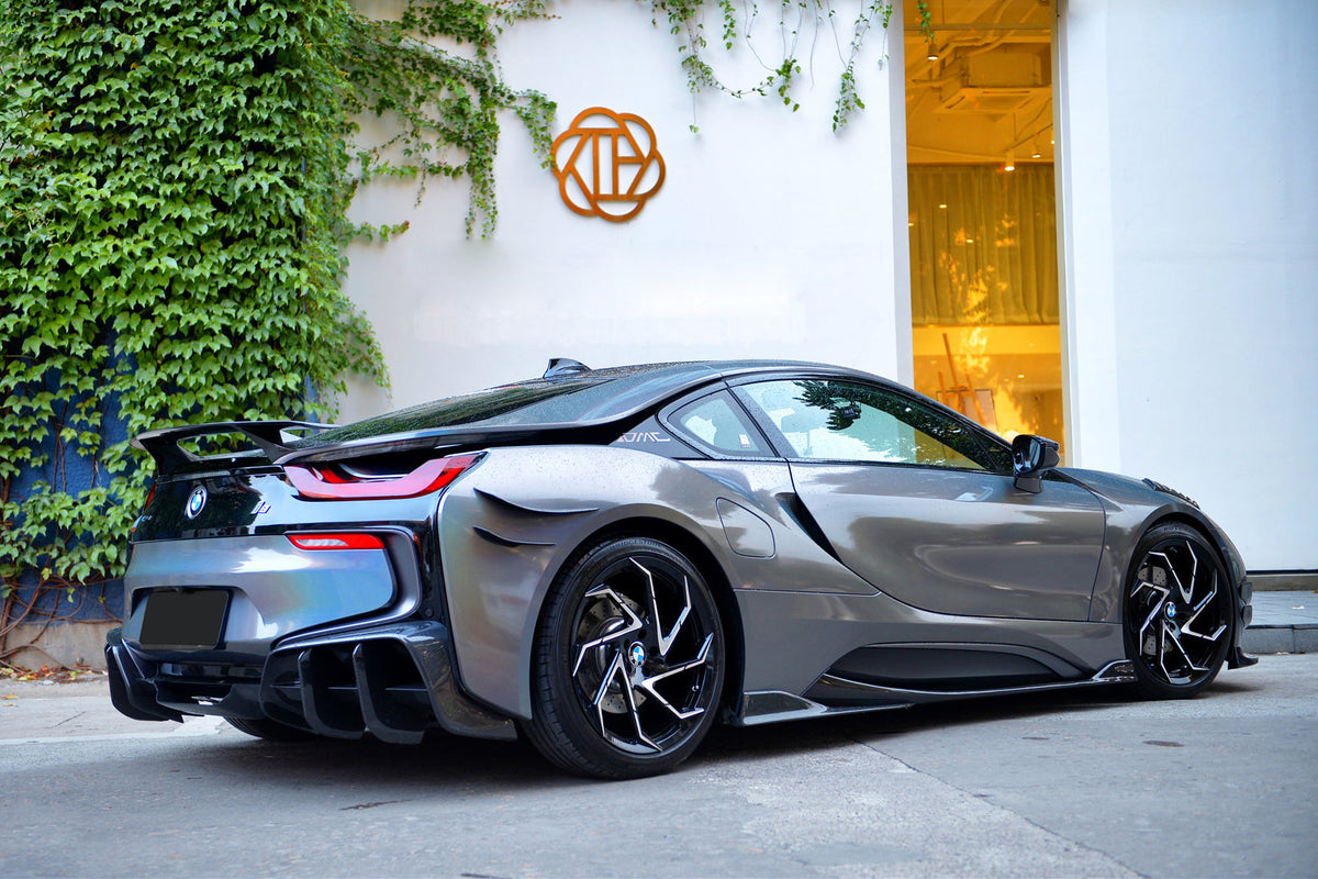 2014-2020 BMW i8 BZK Carbon Fiber Side Skirts (CF8476EB-SS)