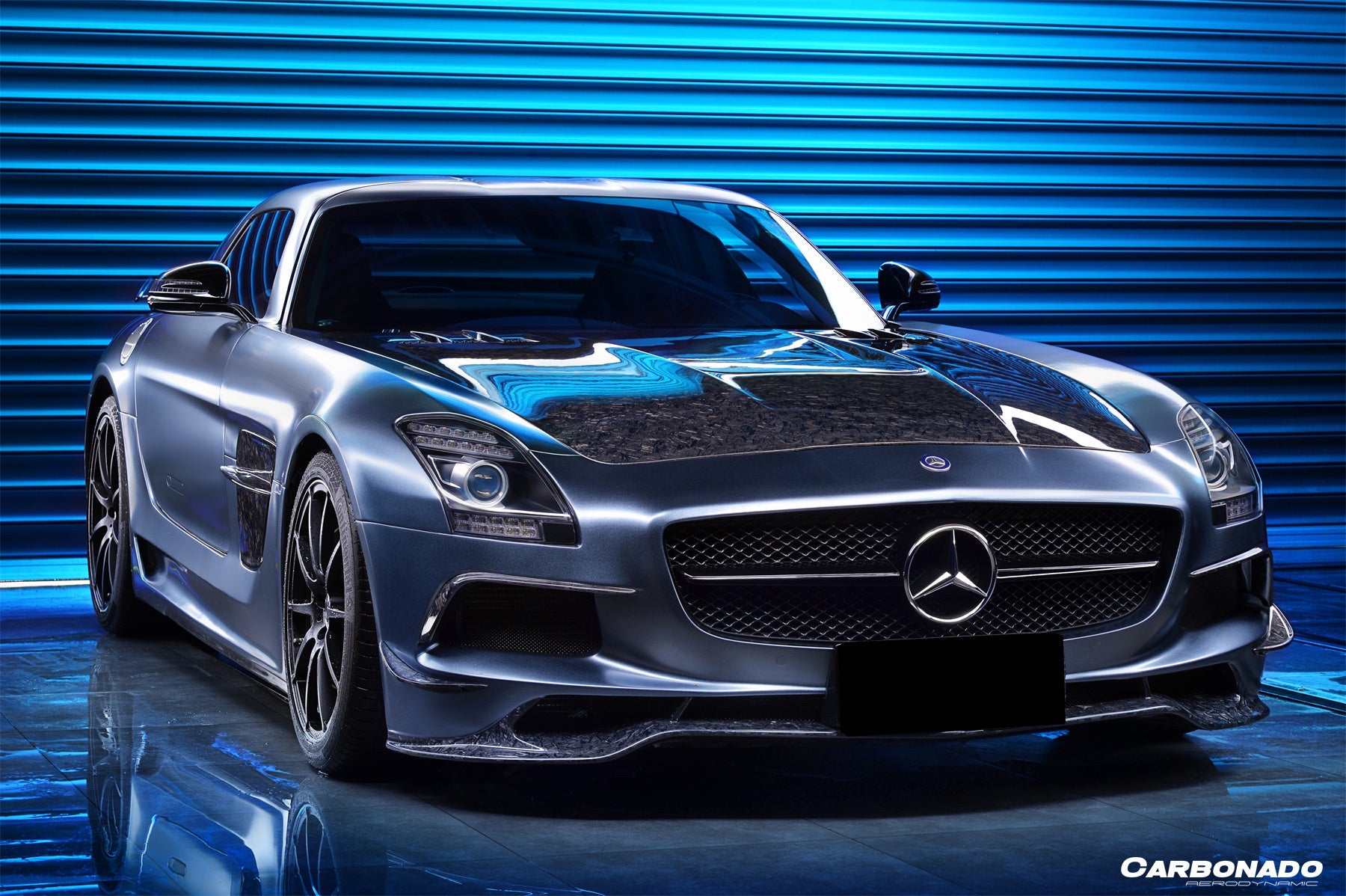 Carbonado 2010-2015 Mercedes Benz W197 SLS AMG BKSS Style Carbon Fiber Hood