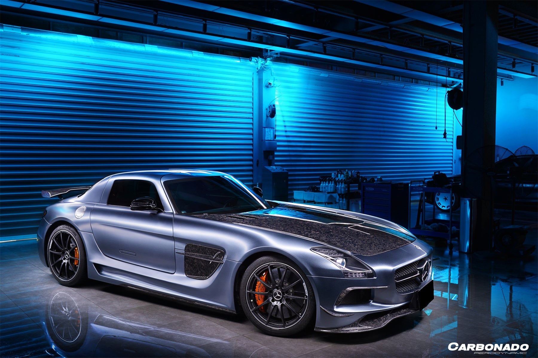 Carbonado 2010-2015 Mercedes Benz W197 SLS AMG BKSS Style Carbon Fiber Hood