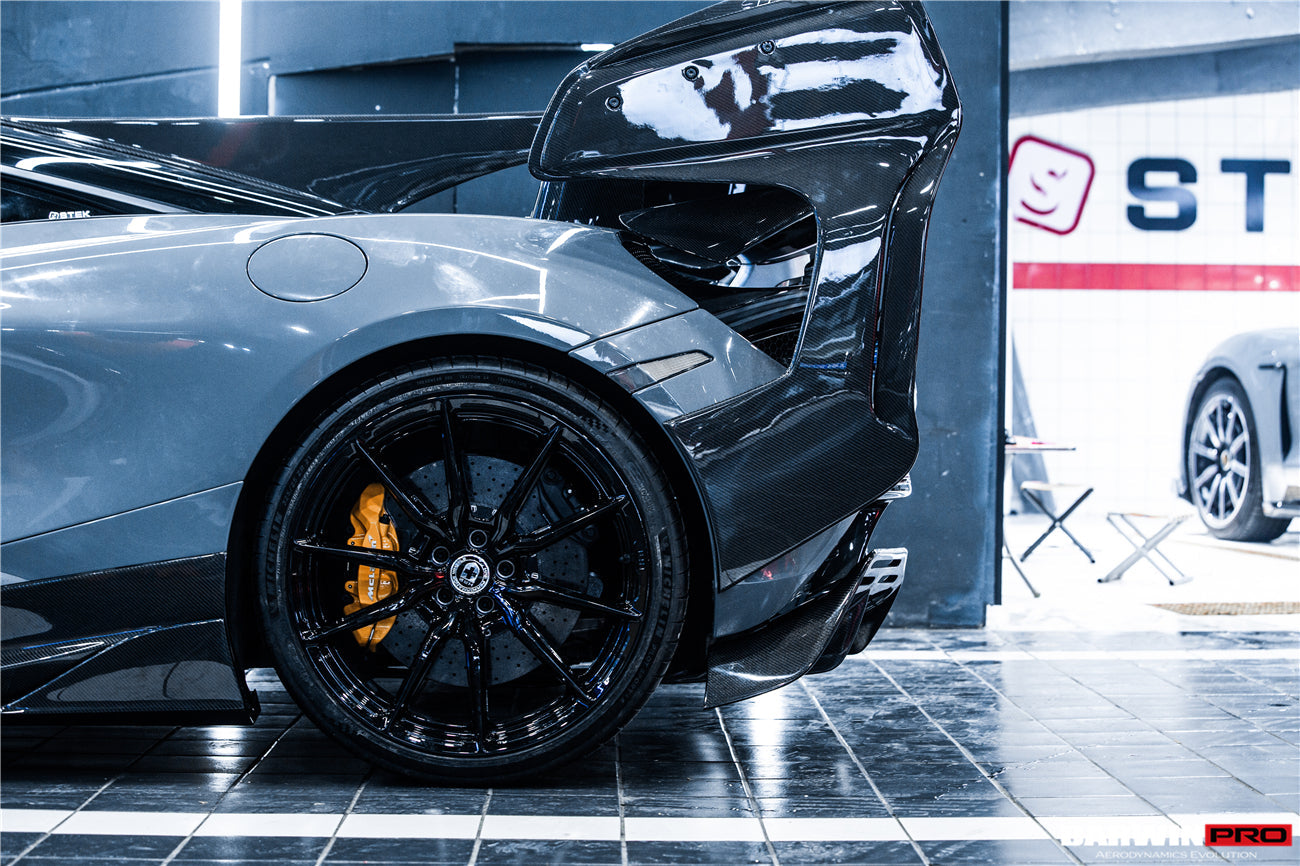 DarwinPRO 2017-2023 McLaren 720s BKSS Style Carbon Fiber Rear Diffuser