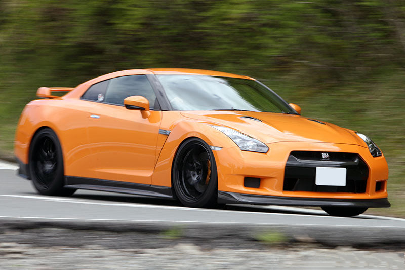 DarwinPRO ZEL Style Carbon Fiber Side Skirts | 2008-2023 Nissan GTR R35
