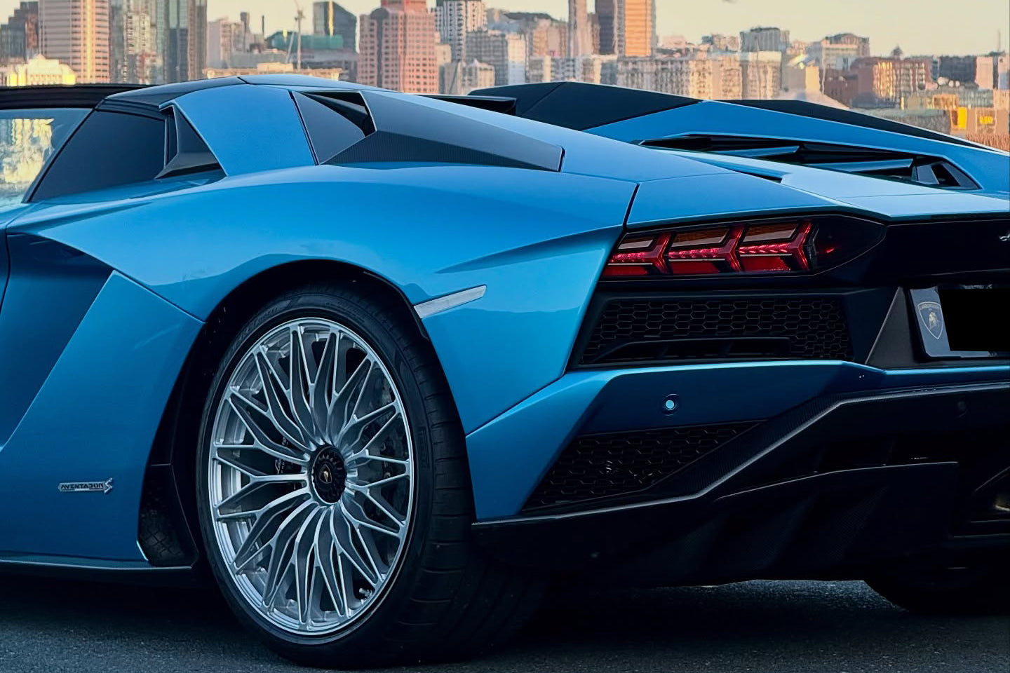 DarwinPRO Autoclave Carbon Fiber Rear Side Scoops | 2017-2021 Lamborghini Aventador LP740 Roadster