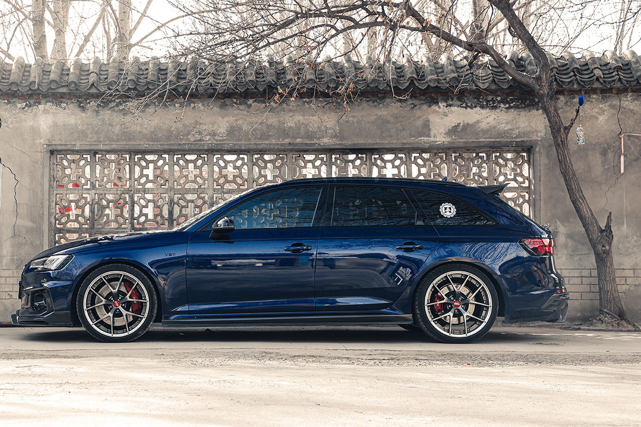 Faldones laterales DarwinPRO 2017-2024 Audi RS4 B9 estilo BKSS debajo del tablero