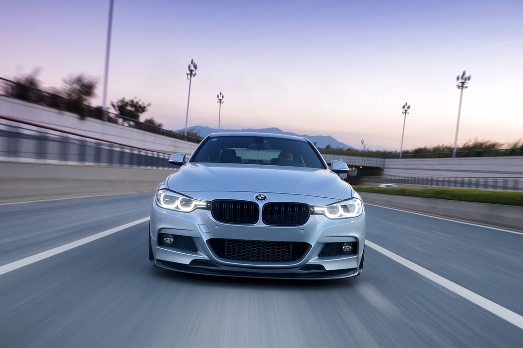 DarwinPRO 2013-2019 BMW Serie 3 F30 F35 M-Tech GV Style Borde delantero de fibra de carbono con tapas