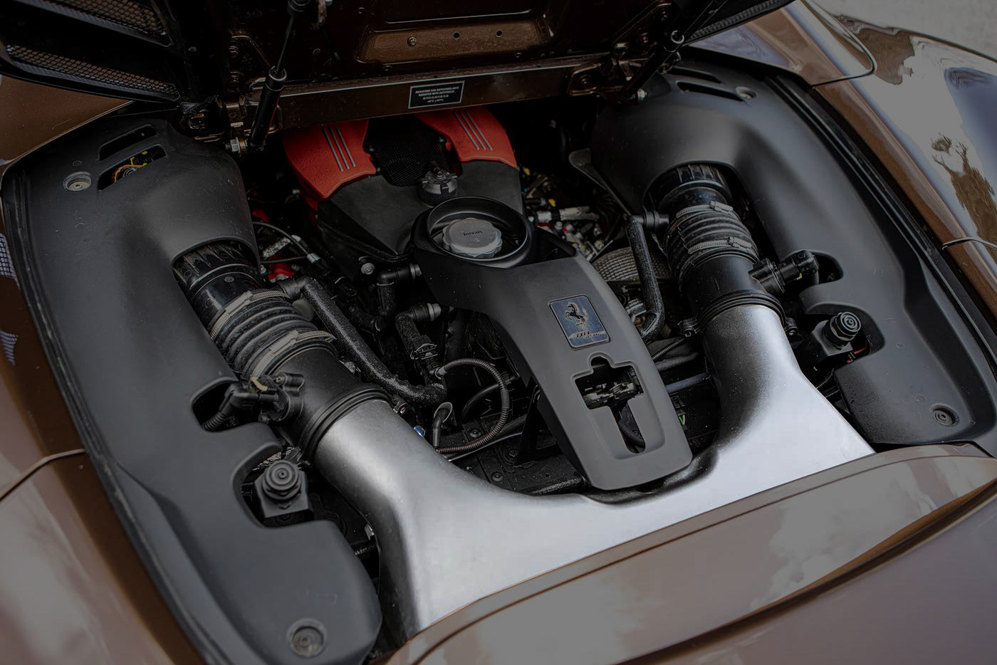 Caja de aire seca de fibra de carbono DarwinPRO para Ferrari F8, 488 GTB y Spyder (2015-2022)
