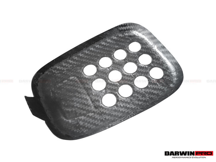 DarwinPRO 2015-2020 Ferrari 488 GTB & Spider Dry Carbon Fiber Rear Black Light Cover