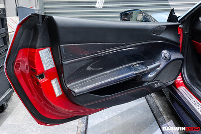 Panel de puerta interior de fibra de carbono DarwinPRO para Ferrari 488 GTB y Spider (2015-2020)