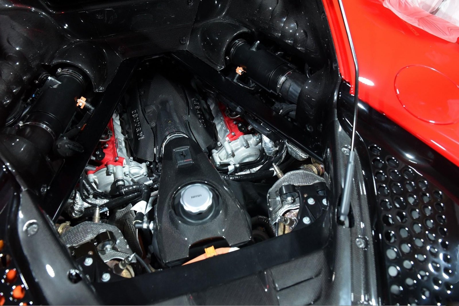 DarwinPRO 2020 - UP Ferrari SF90 Stradale OE Style Autoclave Carbon Fiber Coolant Tank Cover Replacement - 6