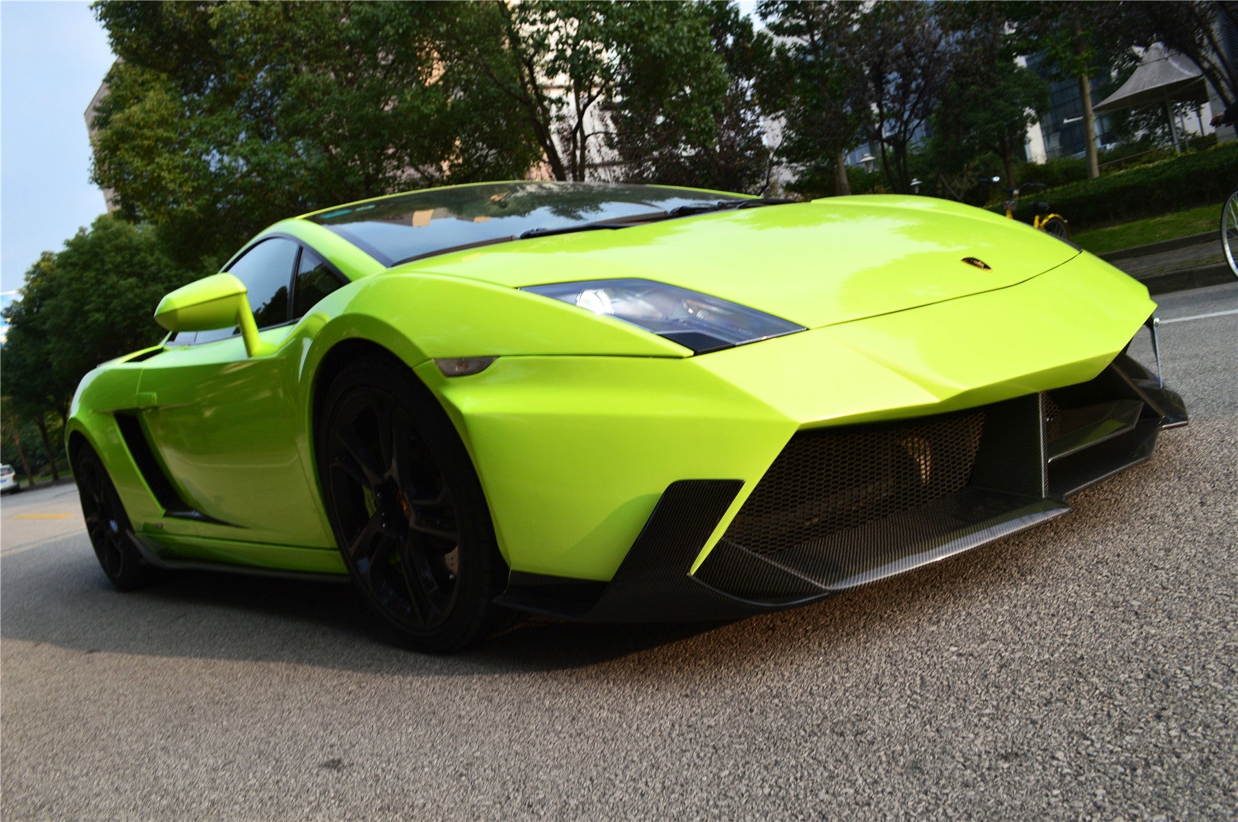 Parachoques delantero estilo VF para Lamborghini Gallardo DarwinPRO 2009-2014