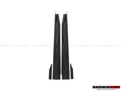 Faldones laterales de fibra de carbono DarwinPRO para Nissan GTR R35 EBA BKSS (2008-2023)