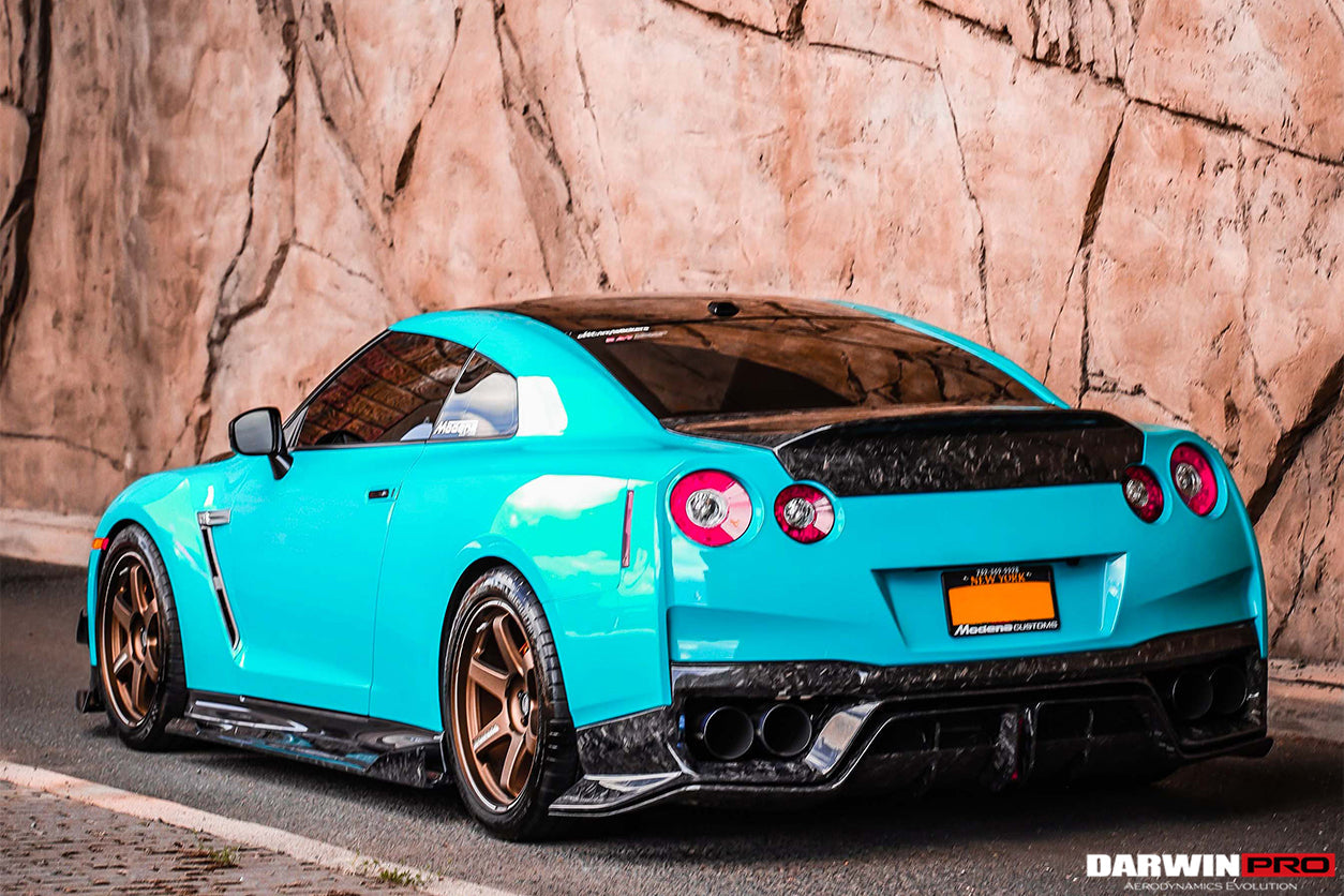 Faldones laterales de fibra de carbono DarwinPRO para Nissan GTR R35 EBA BKSS (2008-2023)