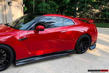 Faldones laterales de fibra de carbono DarwinPRO para Nissan GTR R35 EBA BKSS (2008-2023)
