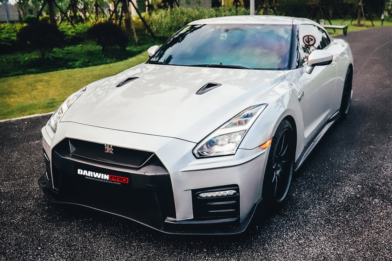 Faldones laterales de fibra de carbono DarwinPRO para Nissan GTR R35 CBA DBA NSM (2008-2023)