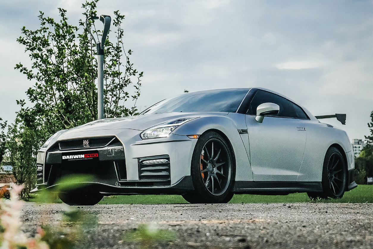 Faldones laterales de fibra de carbono DarwinPRO para Nissan GTR R35 CBA DBA NSM (2008-2023)