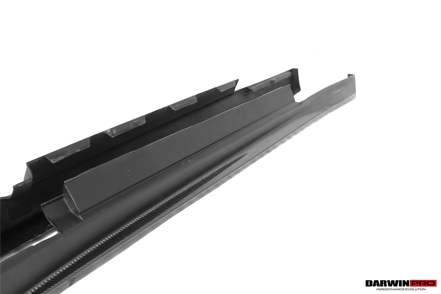 Faldones laterales de fibra de carbono DarwinPRO para Nissan GTR R35 CBA DBA NSM (2008-2023)