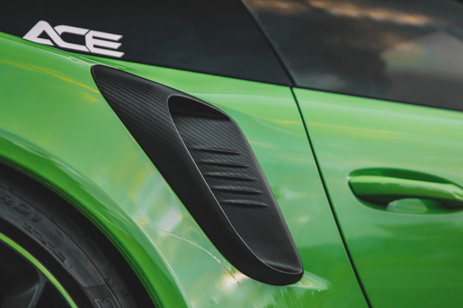 DarwinPRO Autoclave Carbon Fiber Quarter Panel Side Scoops | 2015-2019 Porsche 911 991.2 GT3RS Only