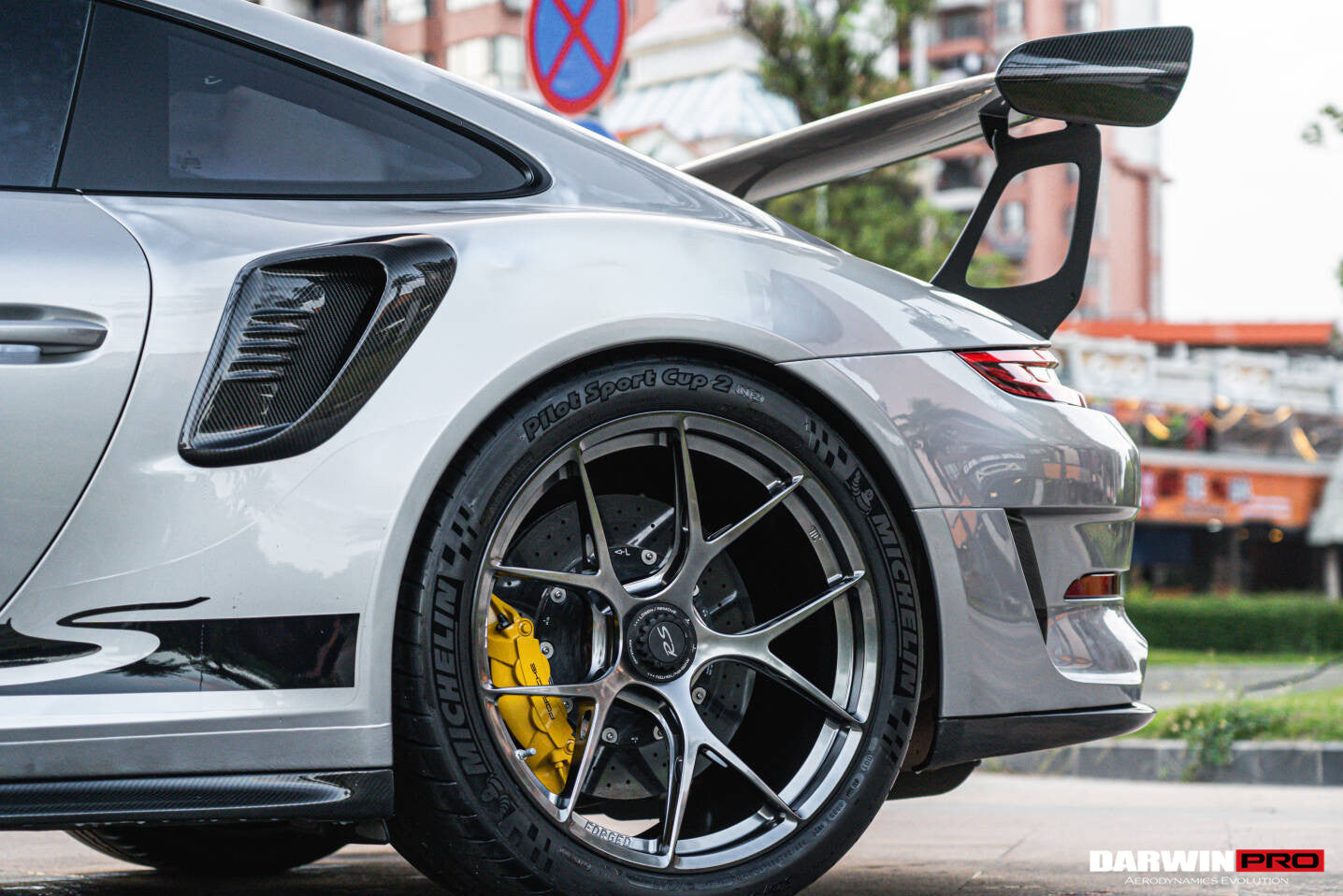 DarwinPRO Autoclave Carbon Fiber Quarter Panel Side Scoops | 2015-2019 Porsche 911 991.2 GT3RS Only