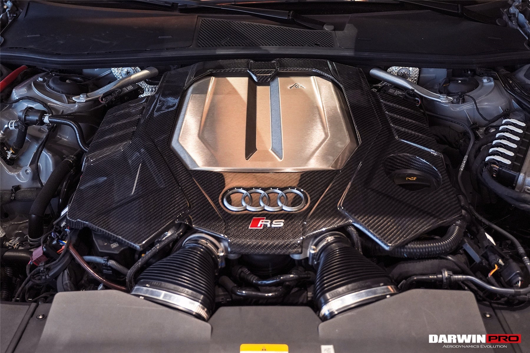 Reemplazo de cubierta de motor de fibra de carbono seca estilo OEM DarwinPRO 2019-2025 para Audi RS6 Avant C8 y RS7 C8 Quattro