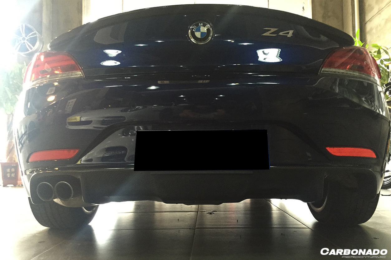 Carbonado 2009-2016 BMW Z4 E89 D3 Style Carbon Fiber Rear Lip