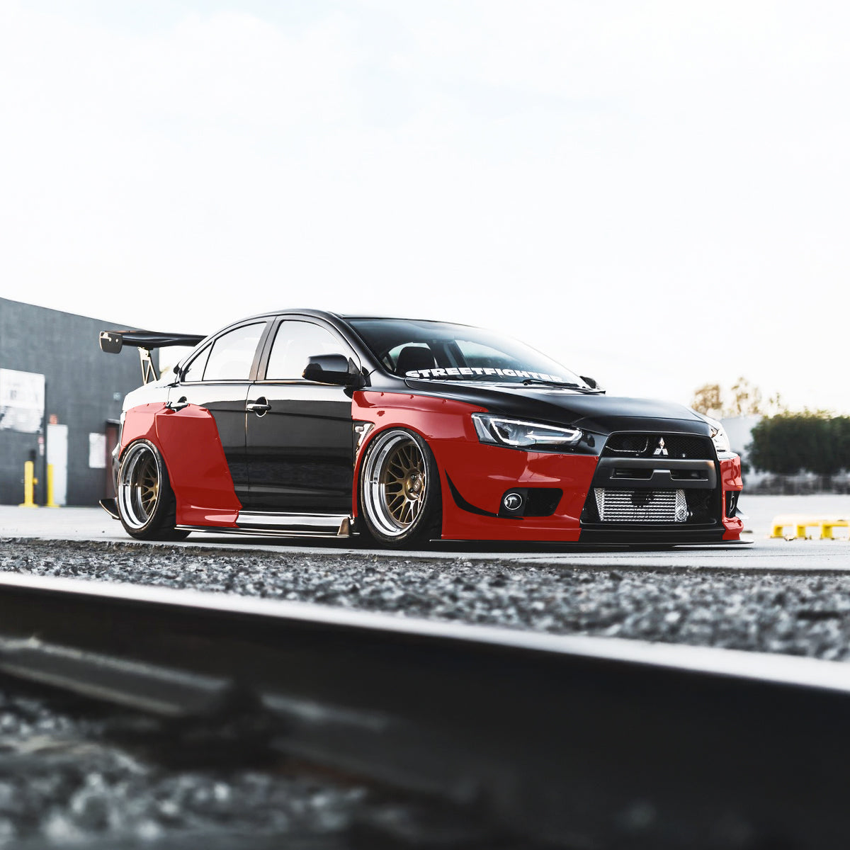 ストリートファイター LA ワイドボディキット (全 Evo X モデル)