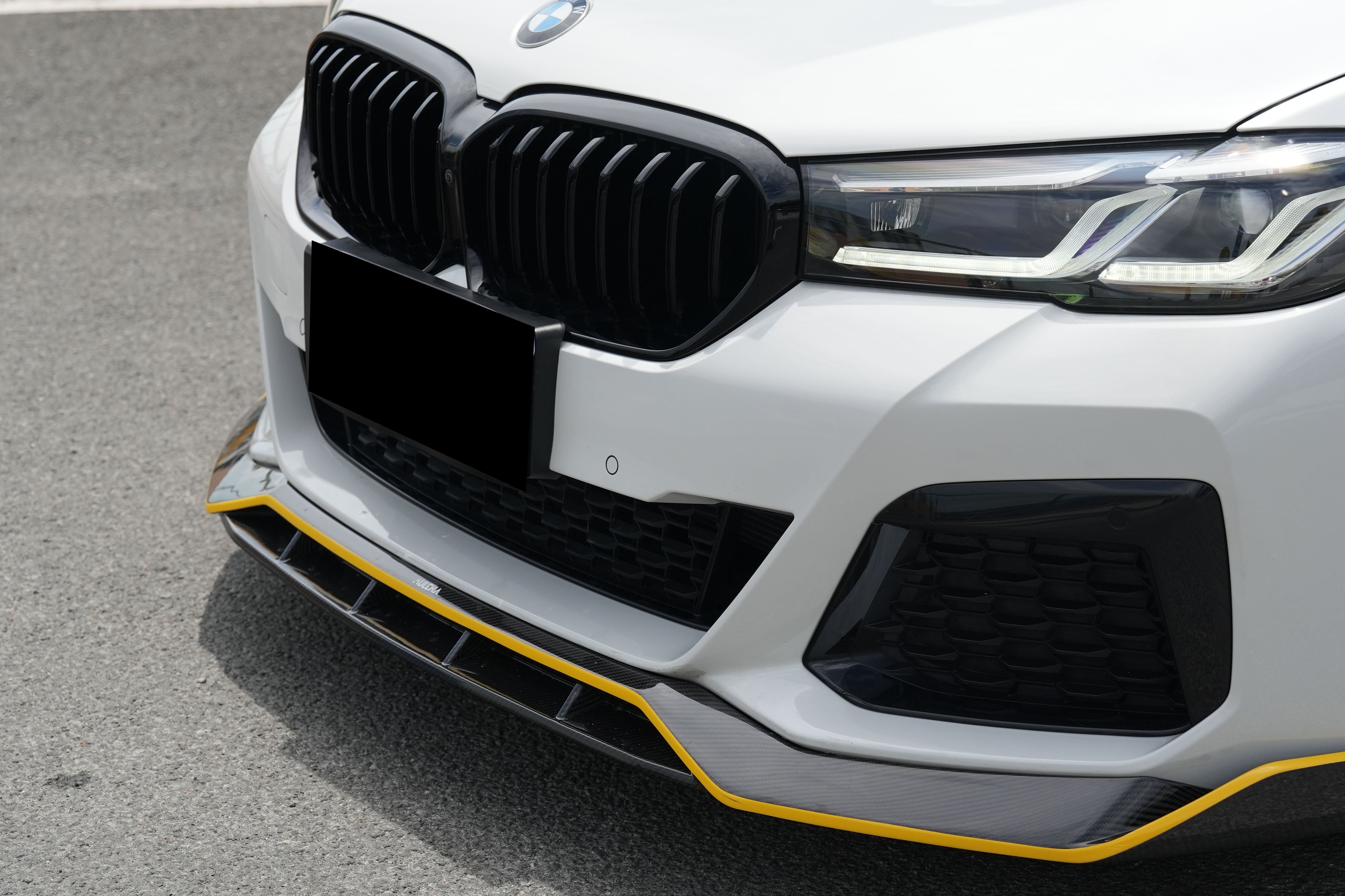 Borde delantero de fibra de carbono seco estilo AD Carbonado para BMW Serie 5 G30 G38 M-tech 2020-2023