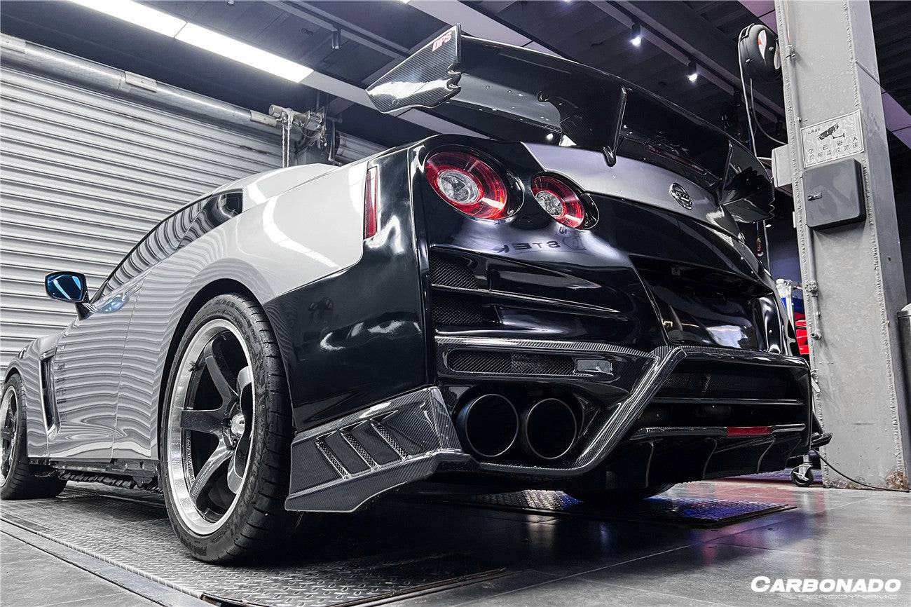 Carbonado 2008-2023 Nissan GTR R35 CBA DBA EBA TS Style Rear Bumper With Diffuser