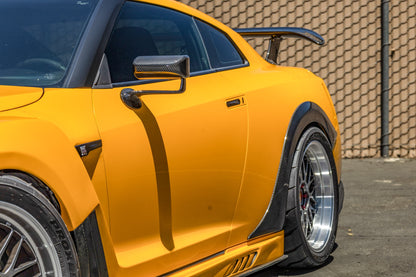 APR Performance GT2 AeroMirror - Nissan R35 GTR (GT-650002L)