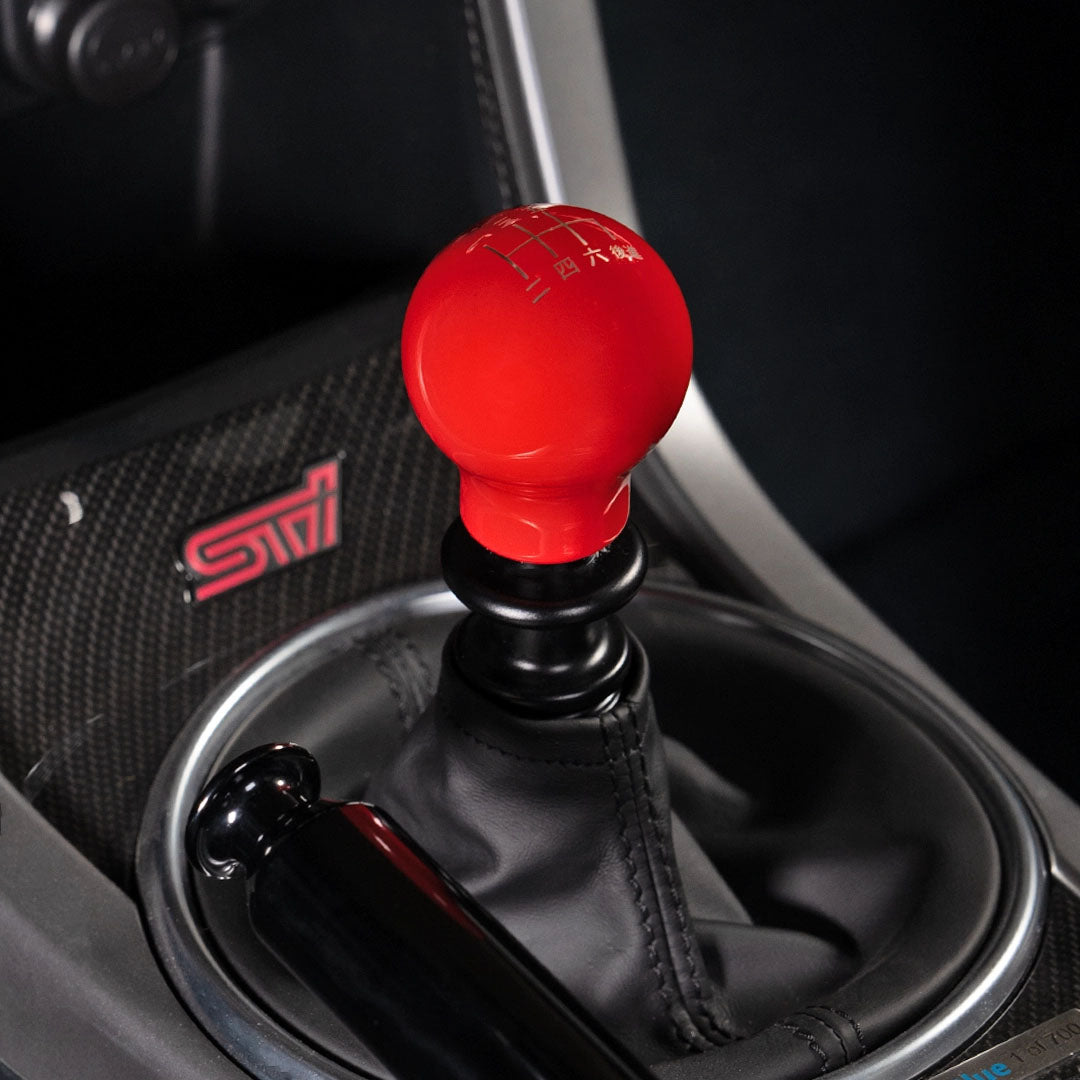 Perilla de cambio con peso Billetworkz - 6 velocidades - Grabado japonés - Subaru WRX 2015-2025