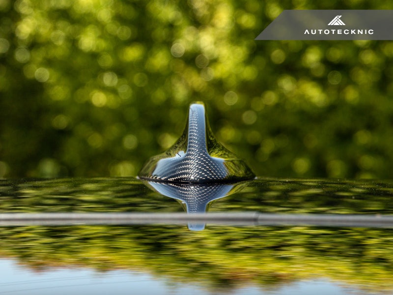 AutoTecknic Dry Carbon Roof Antenna Cover - F39 X2 | F15 X5 | F16 X6 | F85 X5M | F86 X6M
