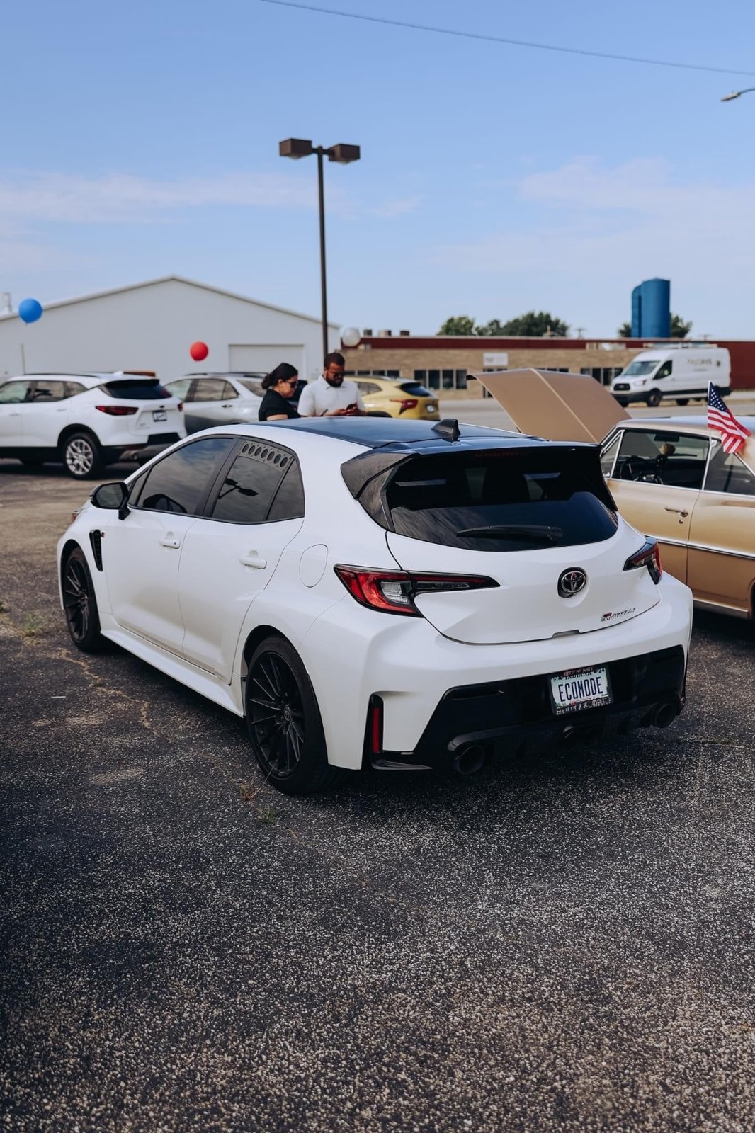 Visual Autowerks Corolla Hatch Rear Window Vents - 1
