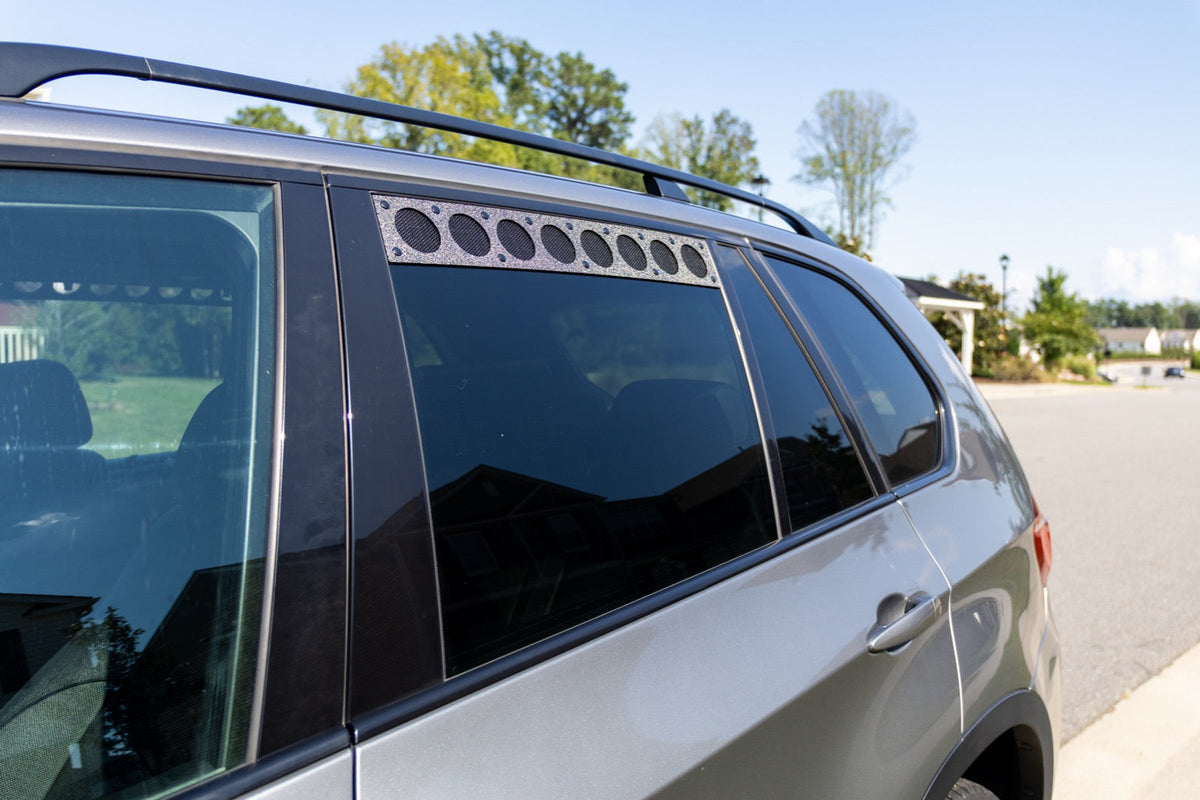 2007–2013 BMW X5 Removable Rear Window Vents (E70) (sku-43573910732861)