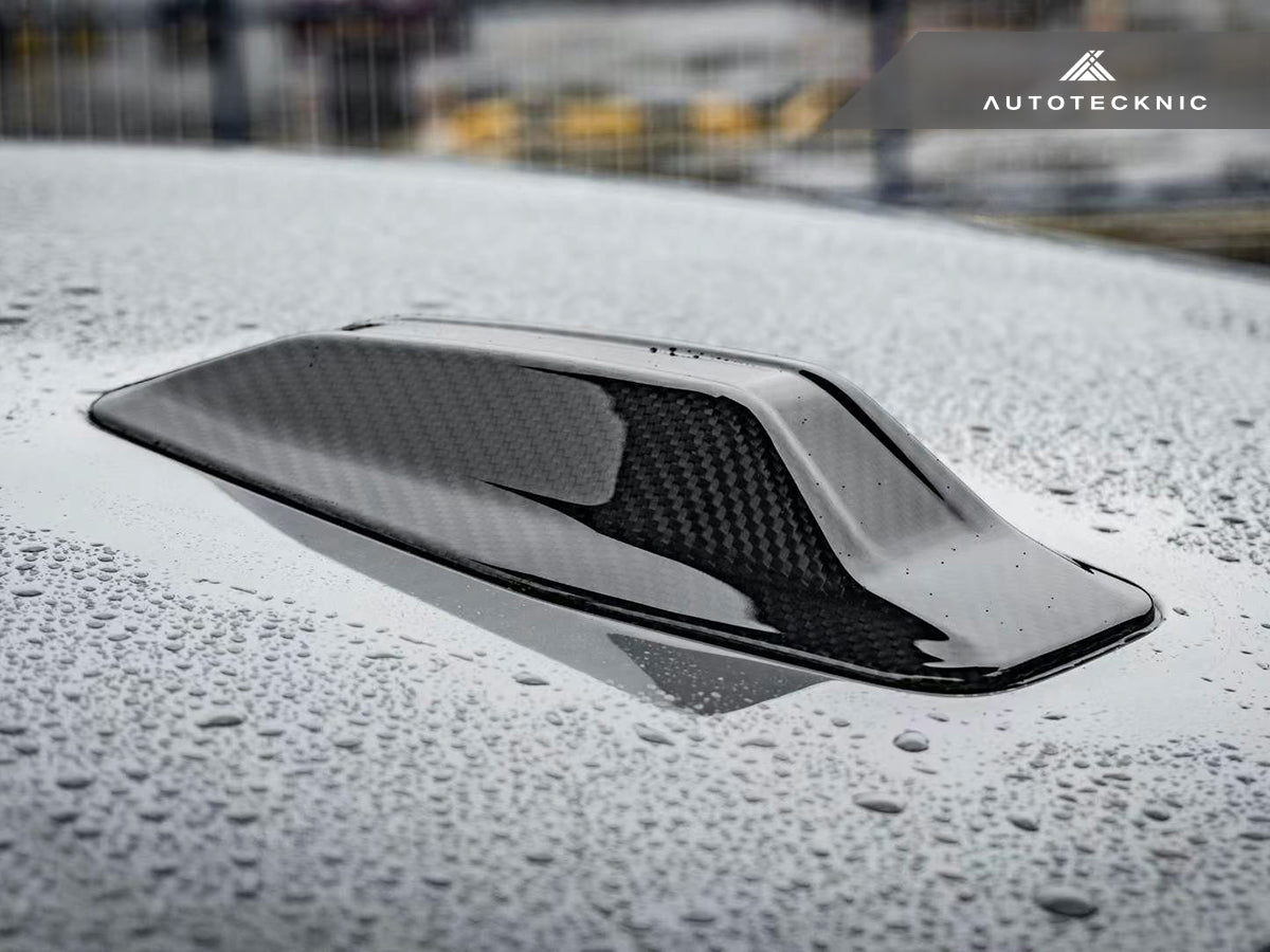 AutoTecknic Dry Carbon Roof Antenna Cover - U06 2-Series Active Tourer | U11 X1