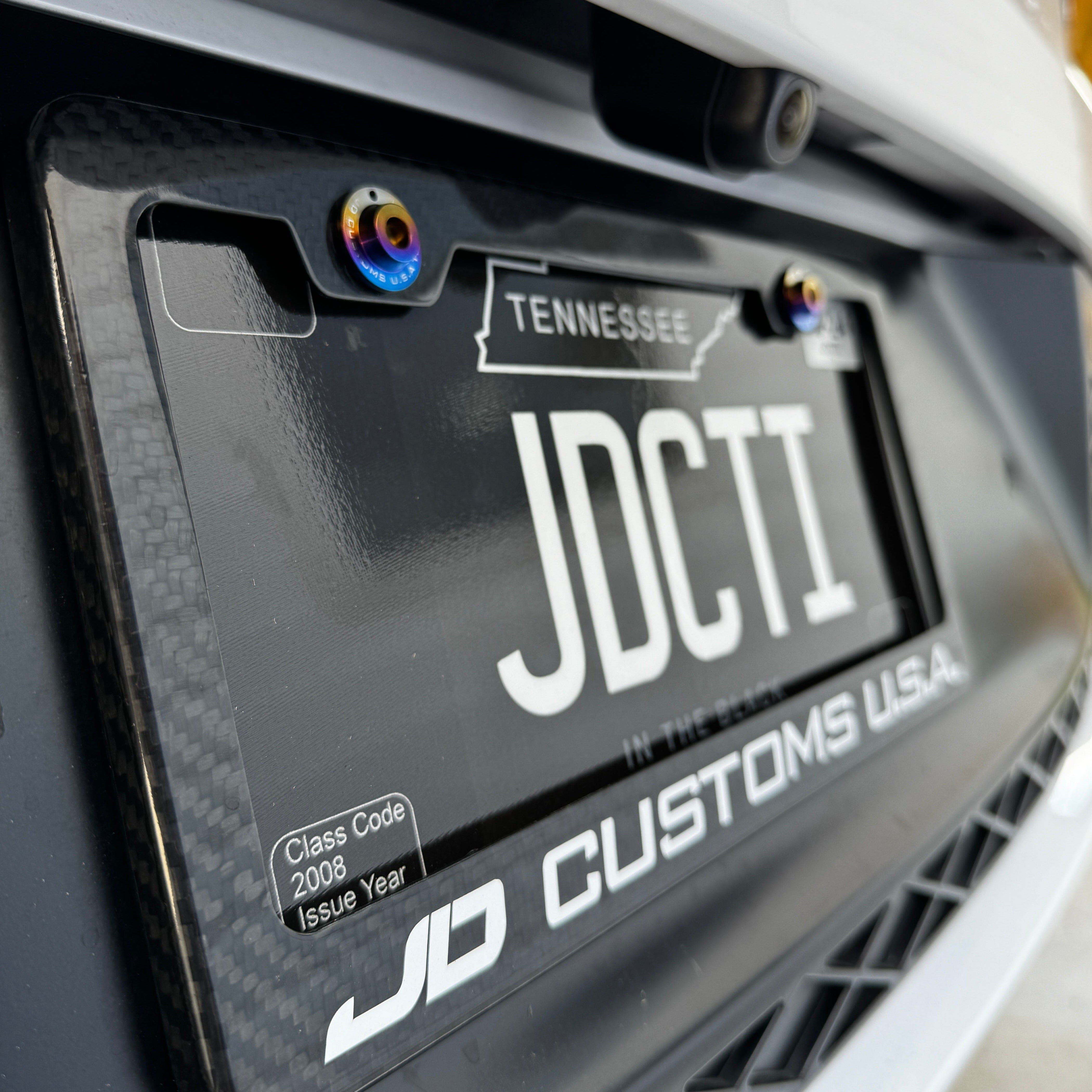 Kit de montaje de placa de matrícula con bloqueo de titanio JDC (universal)