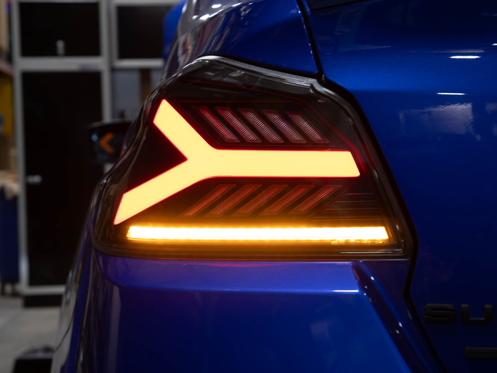 Luces traseras LED OLM Y-Spec (óptica blanca con lente ahumada) - WRX/STI 2015-2021