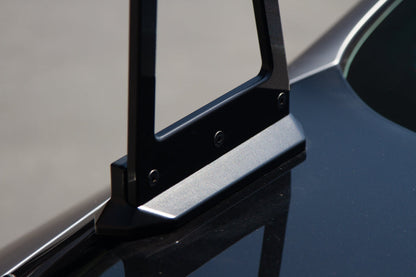 Alerón de cuello de cisne de fibra de carbono APR GT-250 (BMW G42 M240i / G87 M2)