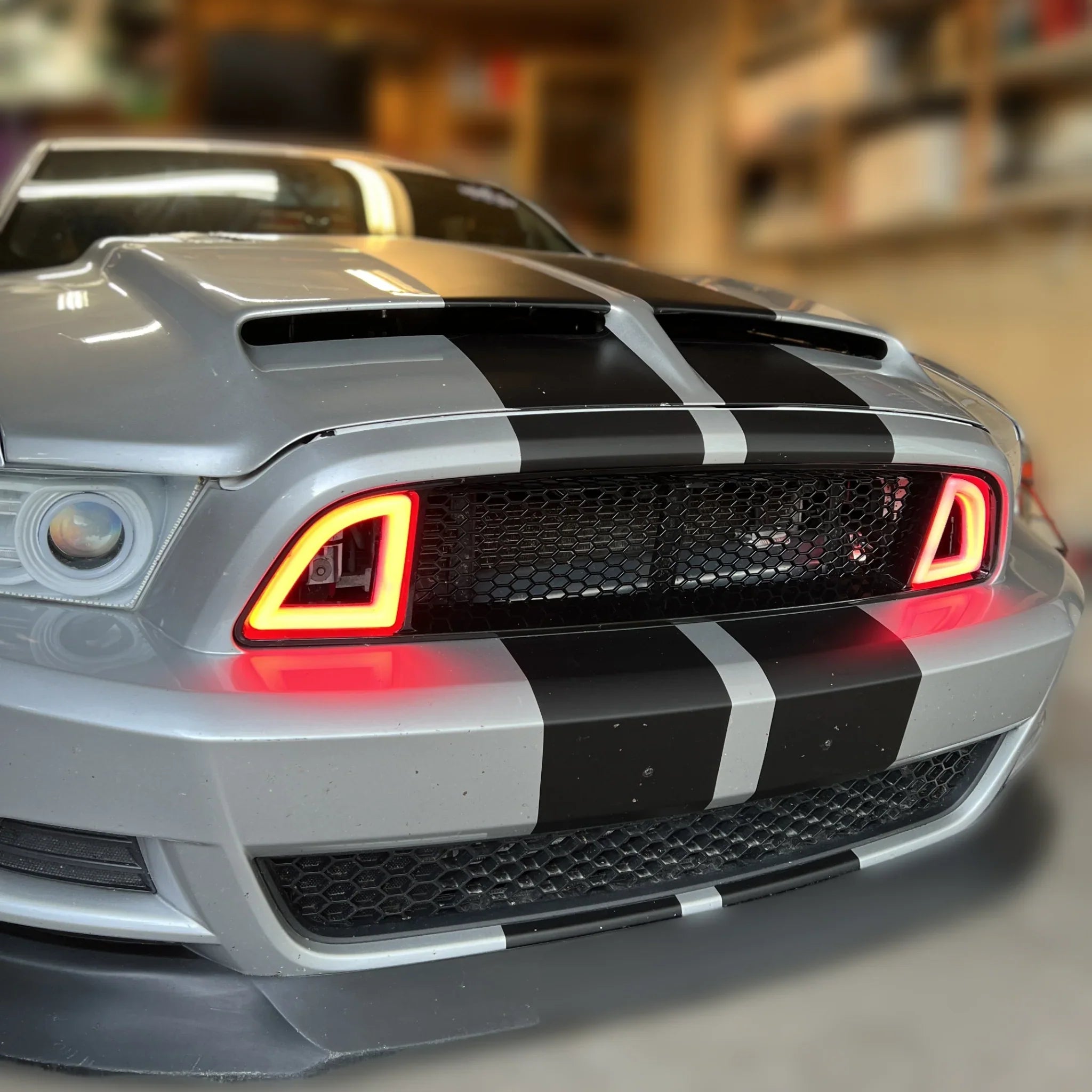 Parrilla RGB estilo NTXGlow RTR (Ford Mustang 2013-2014)