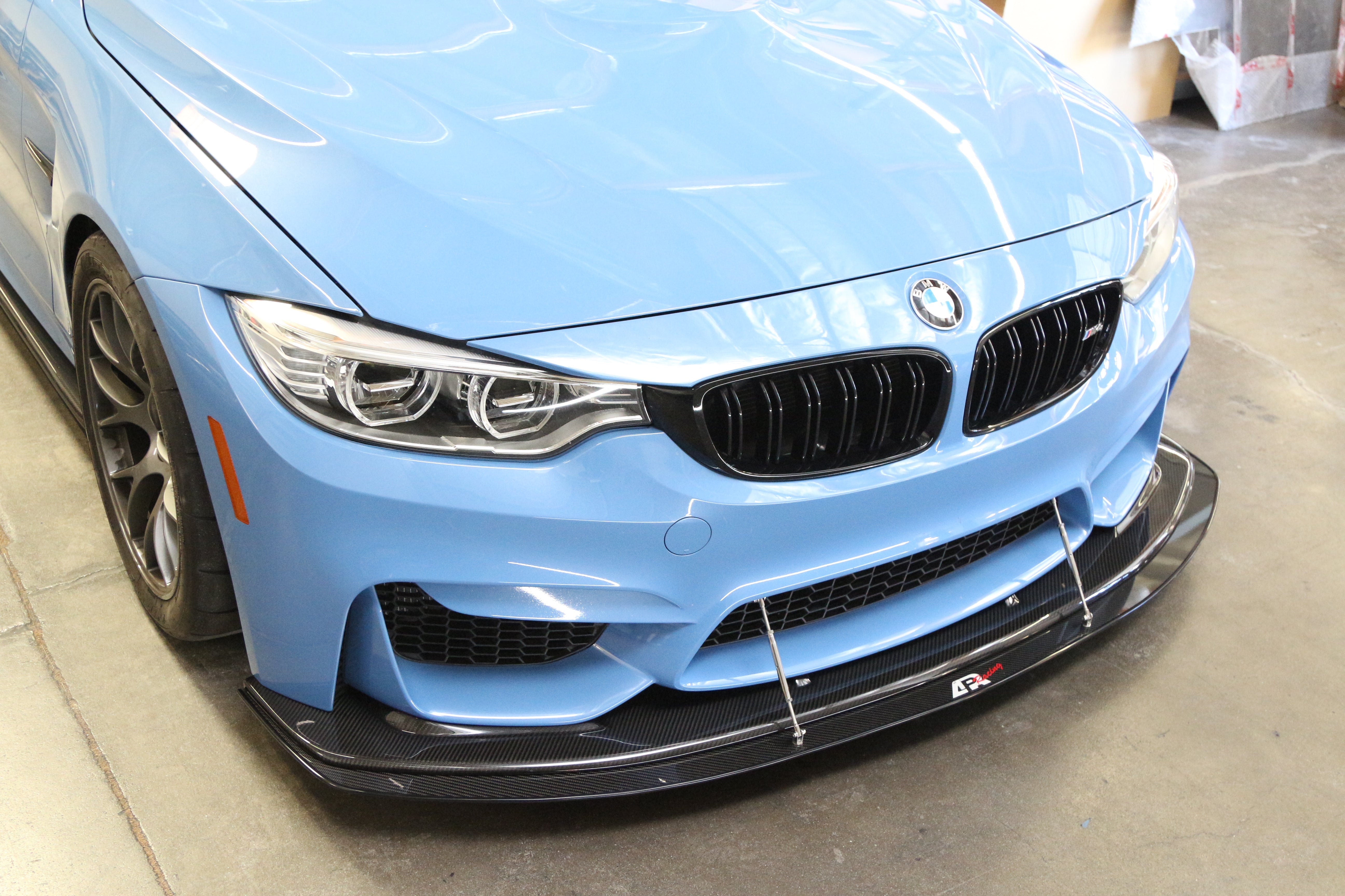 Divisor de fibra de carbono APR para labio de alto rendimiento APR (BMW F80 M3/F82 M4)