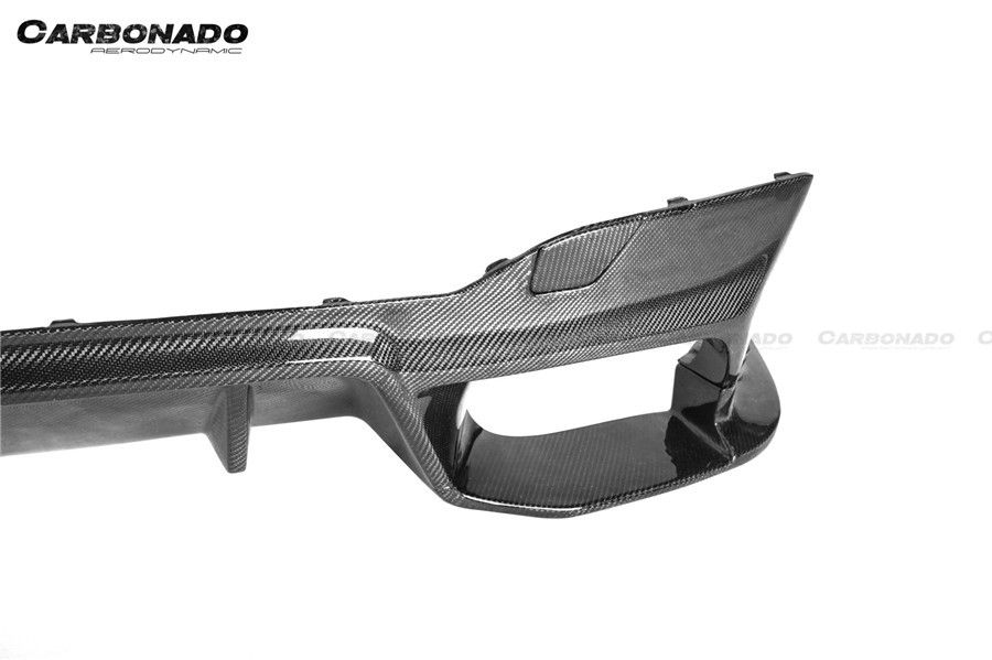 Faldón trasero de fibra de carbono estilo BMW F90 M5 D3 (2018-2023) con tapas
